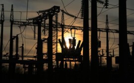 Энергетики продолжают восстановление электроснабжения  Тульской области, вызванного сильным ветром