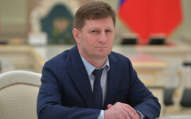 Губернатора Хабаровского края срочно вызвали в Москву