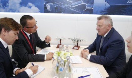 На ПМЭФ губернатор Хабаровского края и президент «Балтики» обсудили актуальные вопросы развития пивоваренной отрасли 