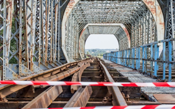 В Хабаровском крае для новой железной дороги построили мост